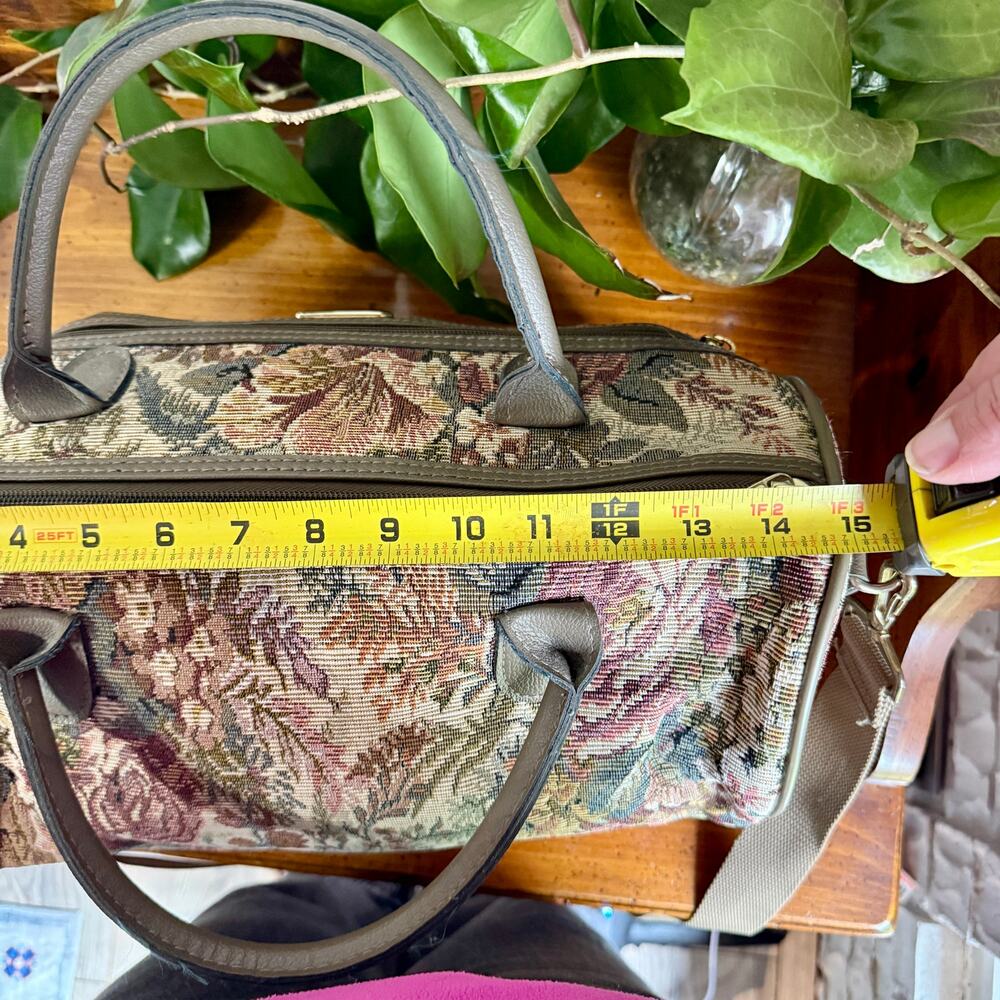 Vintage Floral Tapestry Jaguar Weekender Bag - Picture 7 of 11